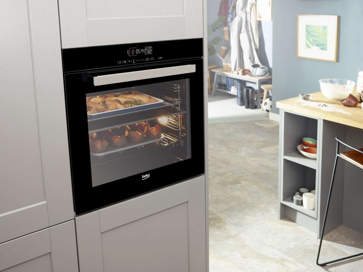Beko BVM34400BC BLACK SINGLE MULTIFUNCTION OVEN WITH SPLIT&COOK