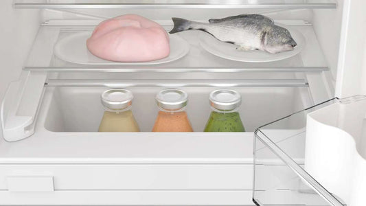 Bosch KUR21VFE0G  BUILT UNDER LARDER FRIDGE